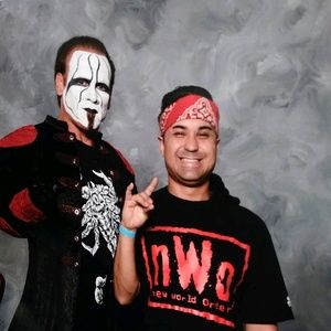 Meet your Posher, Jonathan